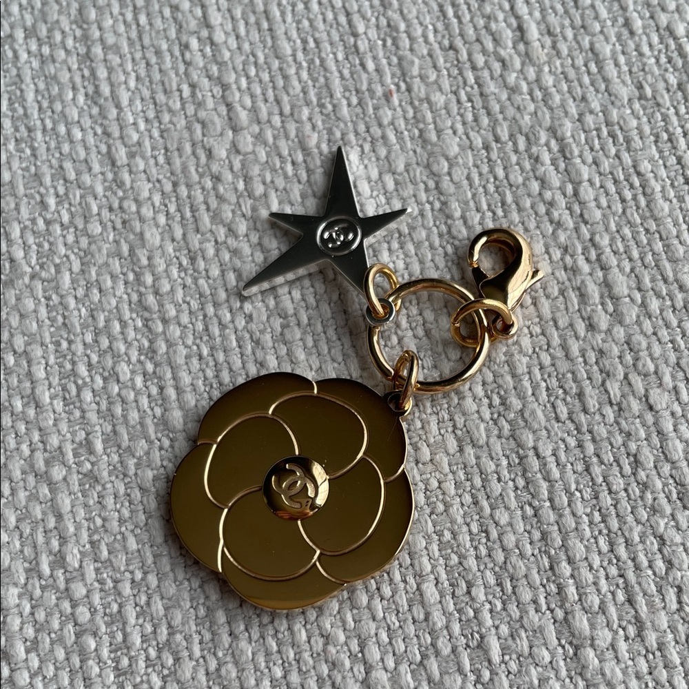 Chanel limited edition camellia star Charm Keychain